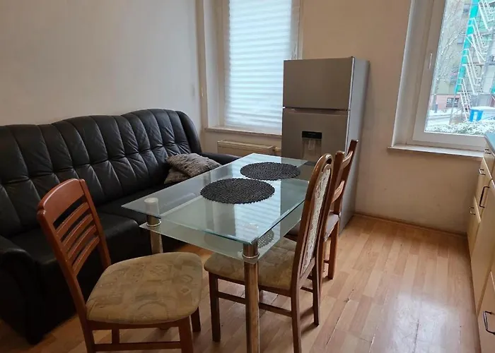 Ariprop - 4 Guests شيمنيتز